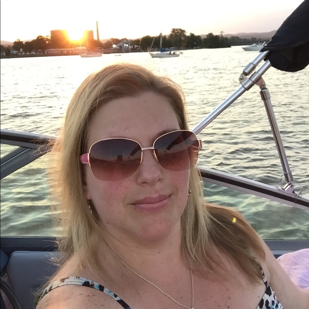 Meet your Posher, Stacey